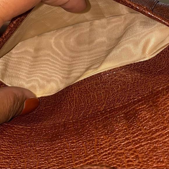 Authentic Bottega Veneta Wallet - Picture 8 of 10